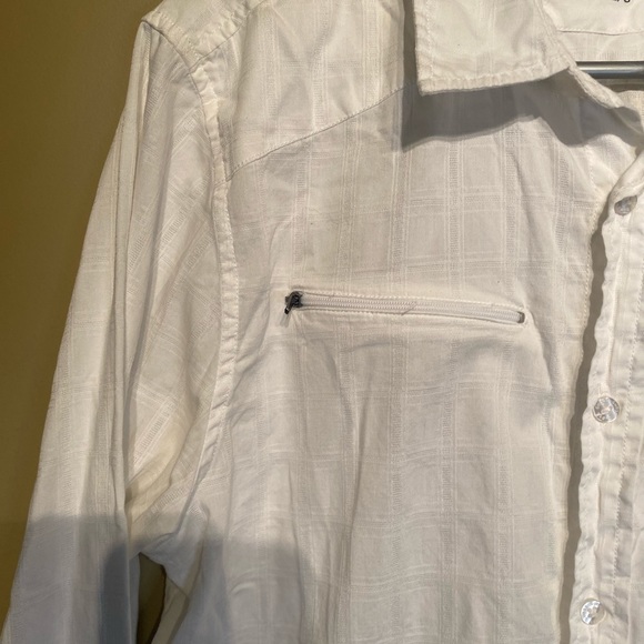 Guess Long Sleeved White Dress Shirt - Picture 6 of 11